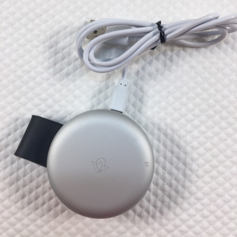 Butterfly 2-in-1 Foldable Charger iPhone & Apple Watch Portable Silver + USB